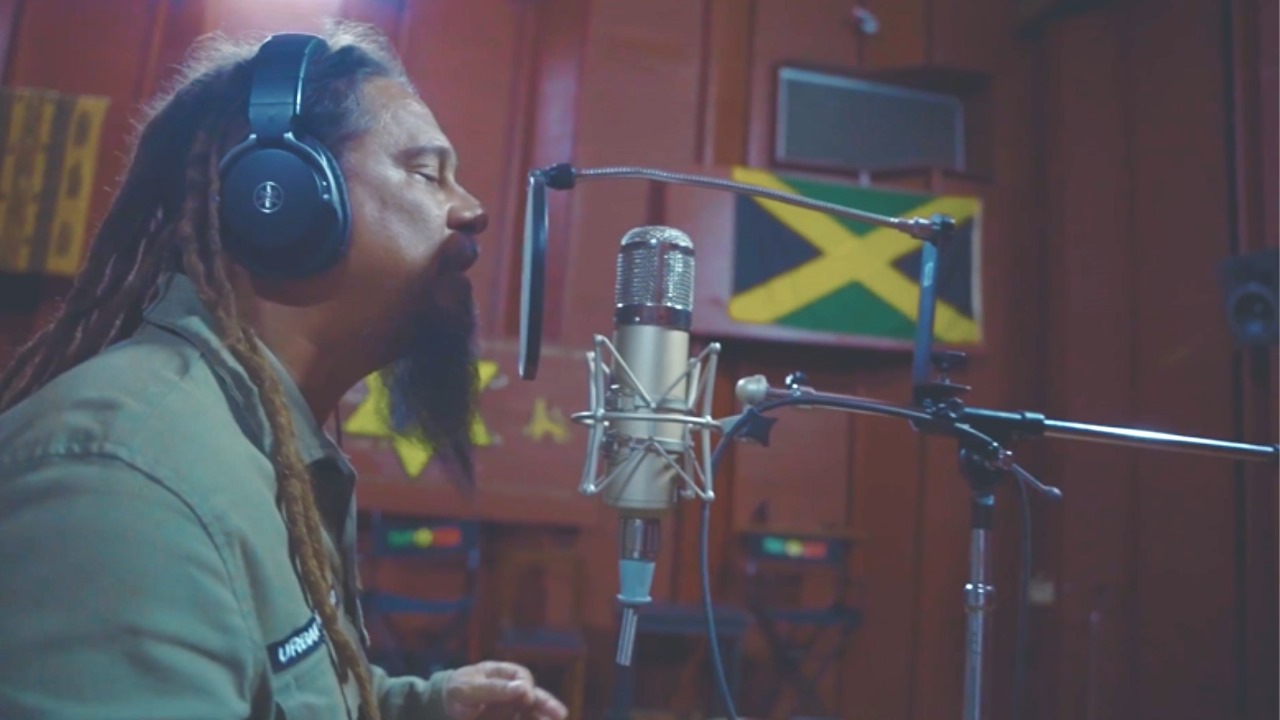 ‘Salvador Cidade Reggae’ recebe show de  Duda e a Onda neste sábado