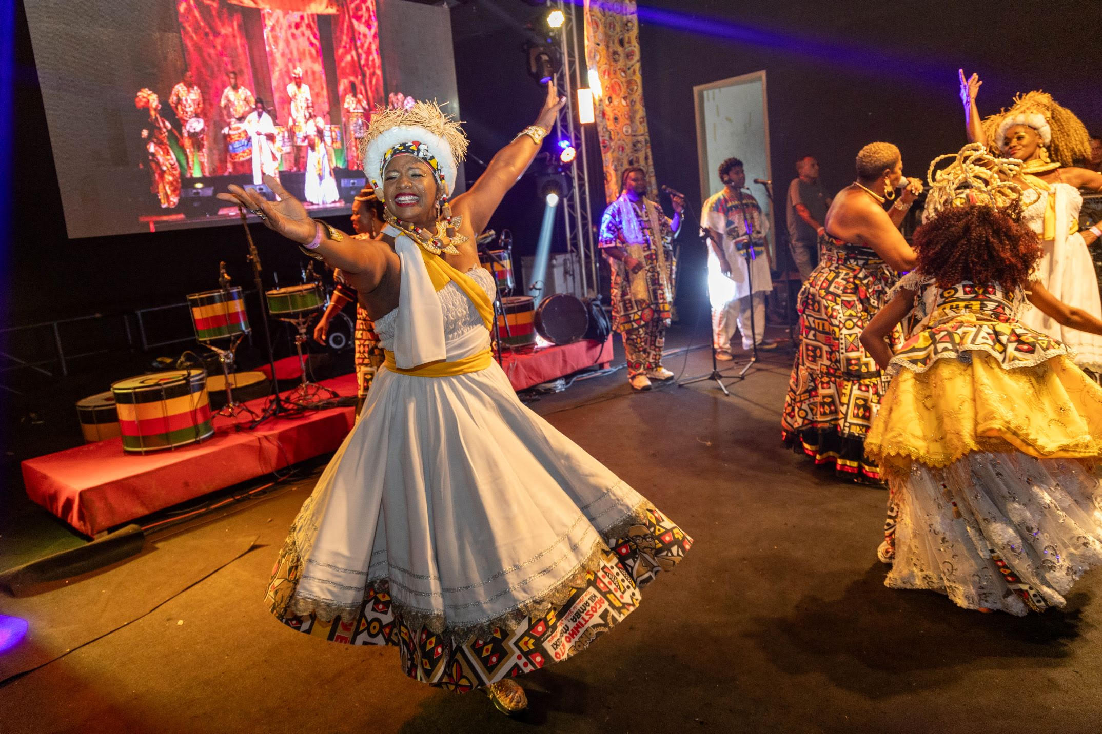Ilê Aiyê comemora 50 anos com turnê mundial