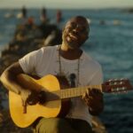 Raro92: Thiago Thomé transforma paternidade e Bahia em álbum afetuoso