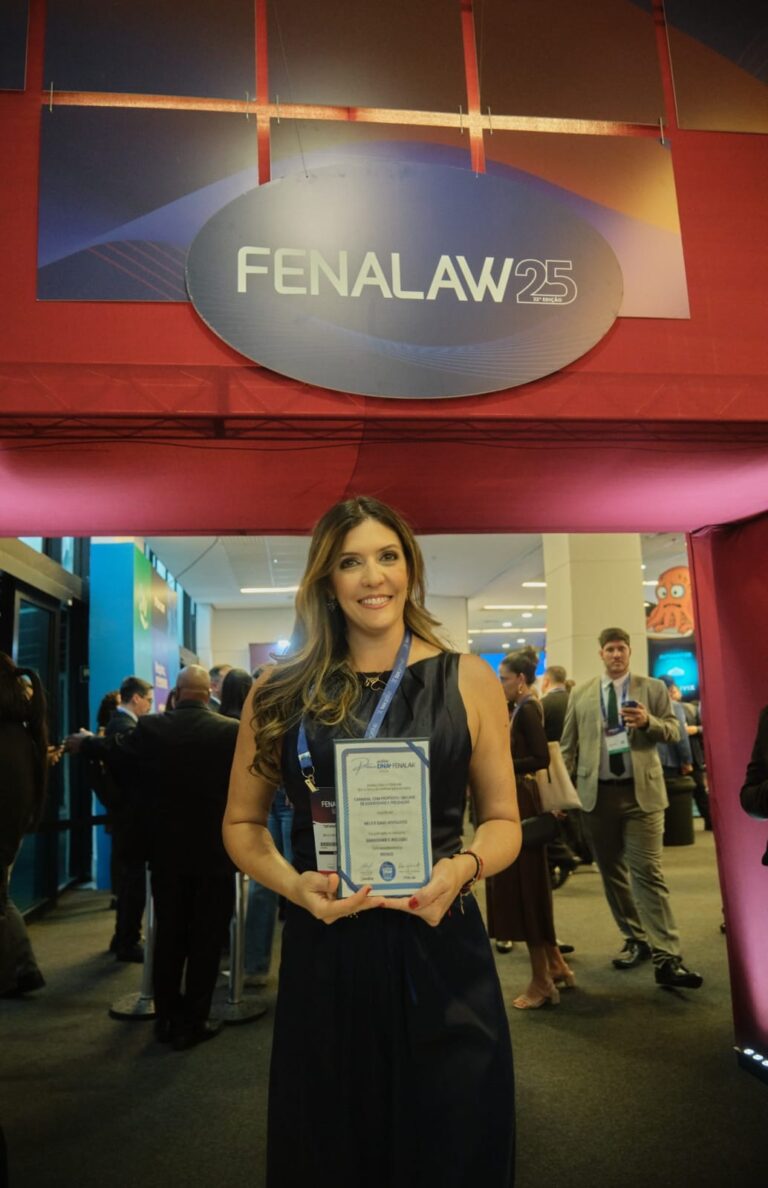 Melo e Isaac é premiado por ação contra assédio no Carnaval