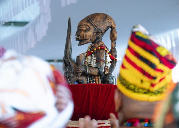 Quando Exu entra no calendário, a cidade responde