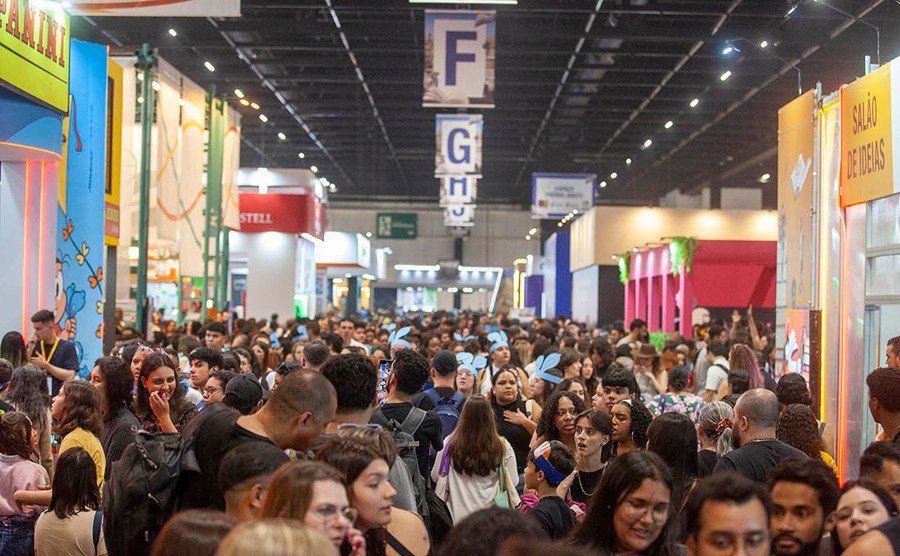 Uma Bienal cheia de livros e vazia de repertório
