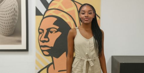 Pernambucana cria mural no Instituto Pretos Novos, no RJ