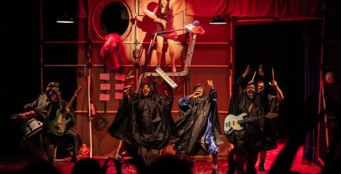 Clowns e Magiluth trazem “CÃO” para Salvador