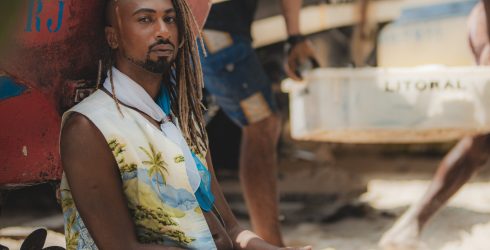 Caio Prado apresenta show em tributo à família Caymmi