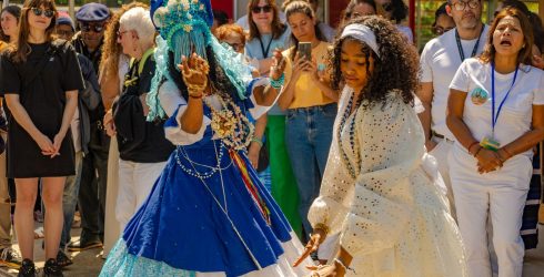 Festa de Iemanjá celebra cultura afro em Saint-Ouen