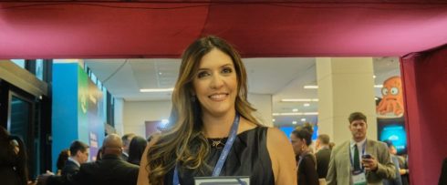 Melo e Isaac é premiado por ação contra assédio no Carnaval