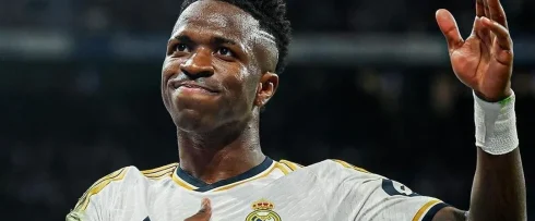 Racismo no futebol: Vinícius Jr. lidera, mas quem o apoia?