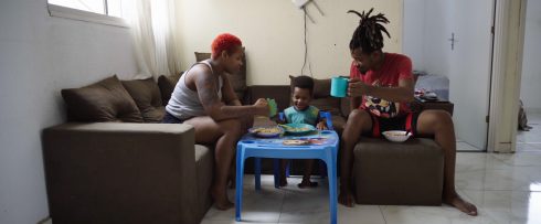 “Crônicas de Uma Jovem Família Preta” estreia no CineMAM