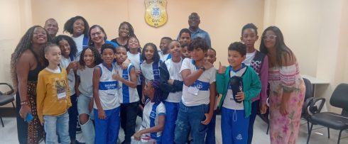 Educação antirracista chega à DECRIN com estudantes